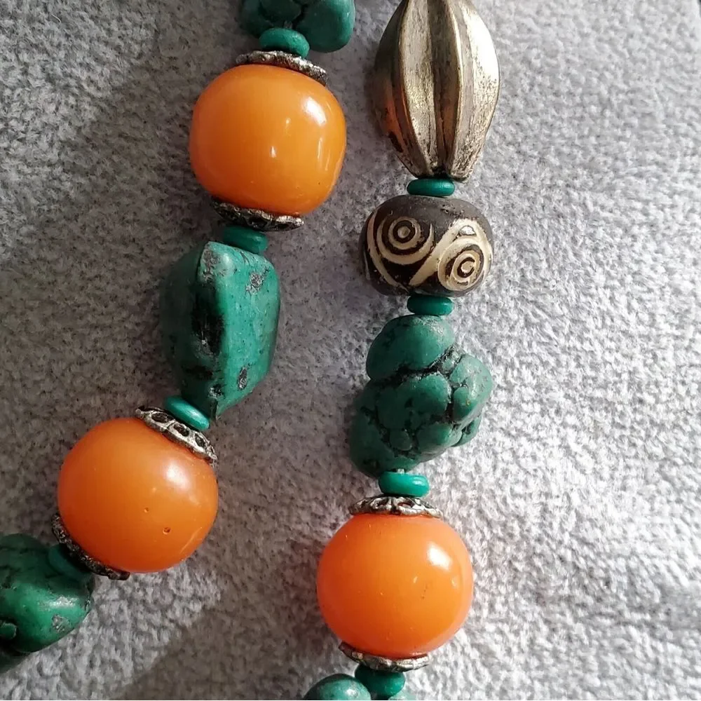 NWT Bohemian Boho Orange Bead Lot of 2 Necklaces‎ 19 to 22 in. World Mrkt India